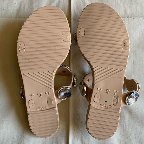 Steve Madden Nude Sandals with Crystal Accents - Picture 4 of 4
